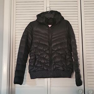 Nike Cascade 550 Hooded Down Filled Jacket